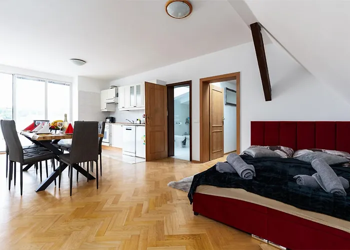 Royal Skyline Penthouse