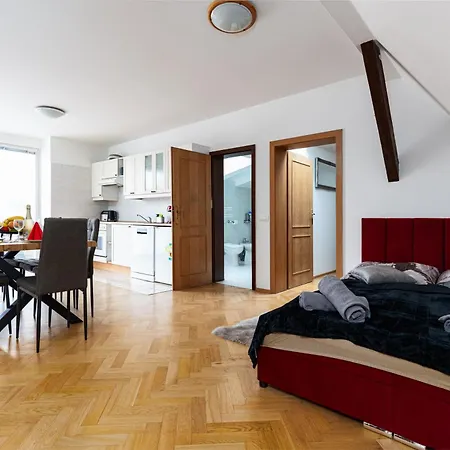 Royal Skyline Penthouse