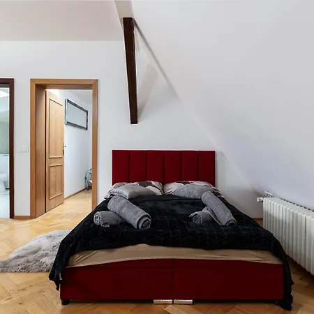 Royal Skyline Penthouse * Praga